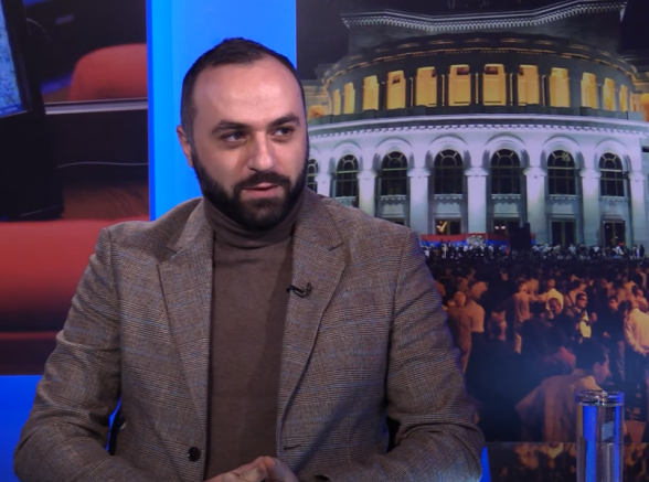 «Թրաֆիքինգի զոհերով զբաղվողներին կոչ եմ անում ուշադրության կենտրոնում պահել Վահան Քերոբյանին». Ռոբերտ Հայրապետյան (տեսանյութ)